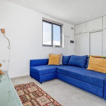 3br Countryside Townhouse With Chillout Cave
