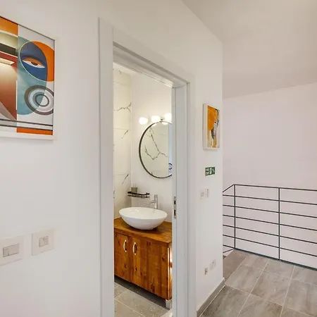 3br Countryside Townhouse With Chillout Cave Dingli