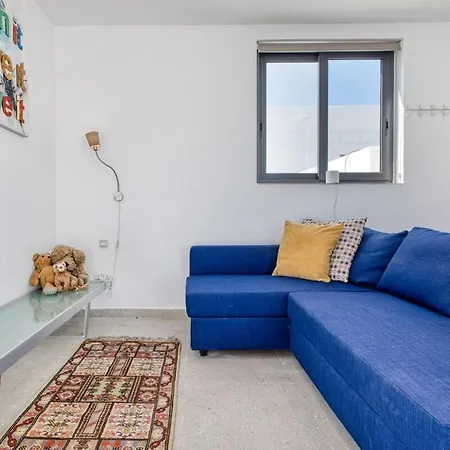 Nyaraló 3br Countryside Townhouse With Chillout Cave *