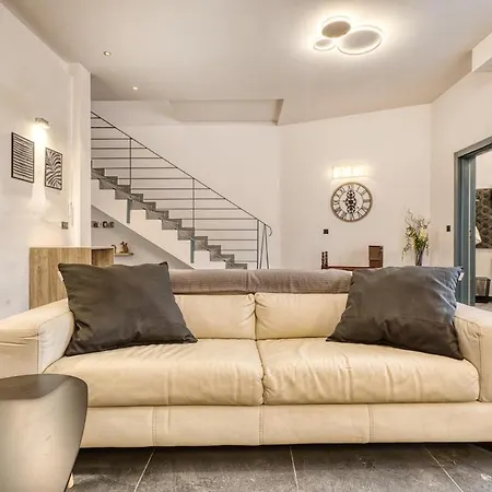 3br Countryside Townhouse With Chillout Cave *