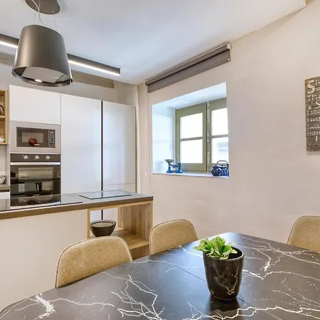 3br Countryside Townhouse With Chillout Cave *