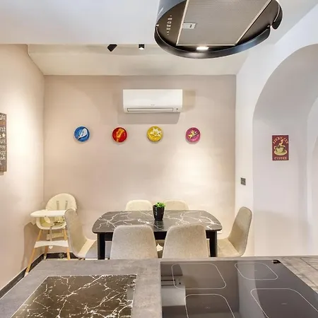 Nyaraló 3br Countryside Townhouse With Chillout Cave