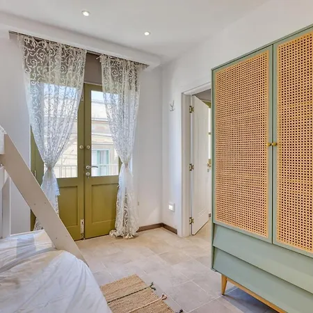3br Countryside Townhouse With Chillout Cave Nyaraló *