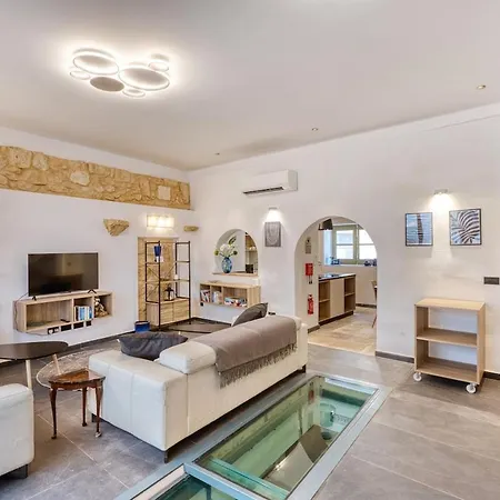 3br Countryside Townhouse With Chillout Cave Nyaraló *