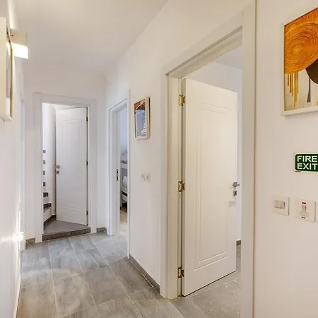 3br Countryside Townhouse With Chillout Cave *